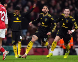 Man United put Arsenal’s title chase in reverse gear… Gunners press panic button